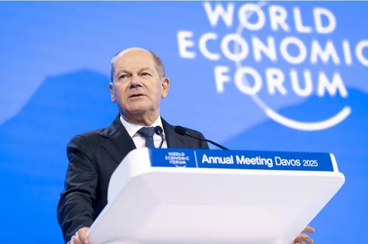 Форум WEF 2025: Шольц, после блокировки 3 млрд евро помощи Украине, призвал продолжить поддержку страны.